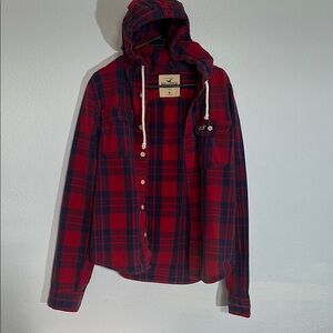 Hollister Men's Red Plaid Shirt